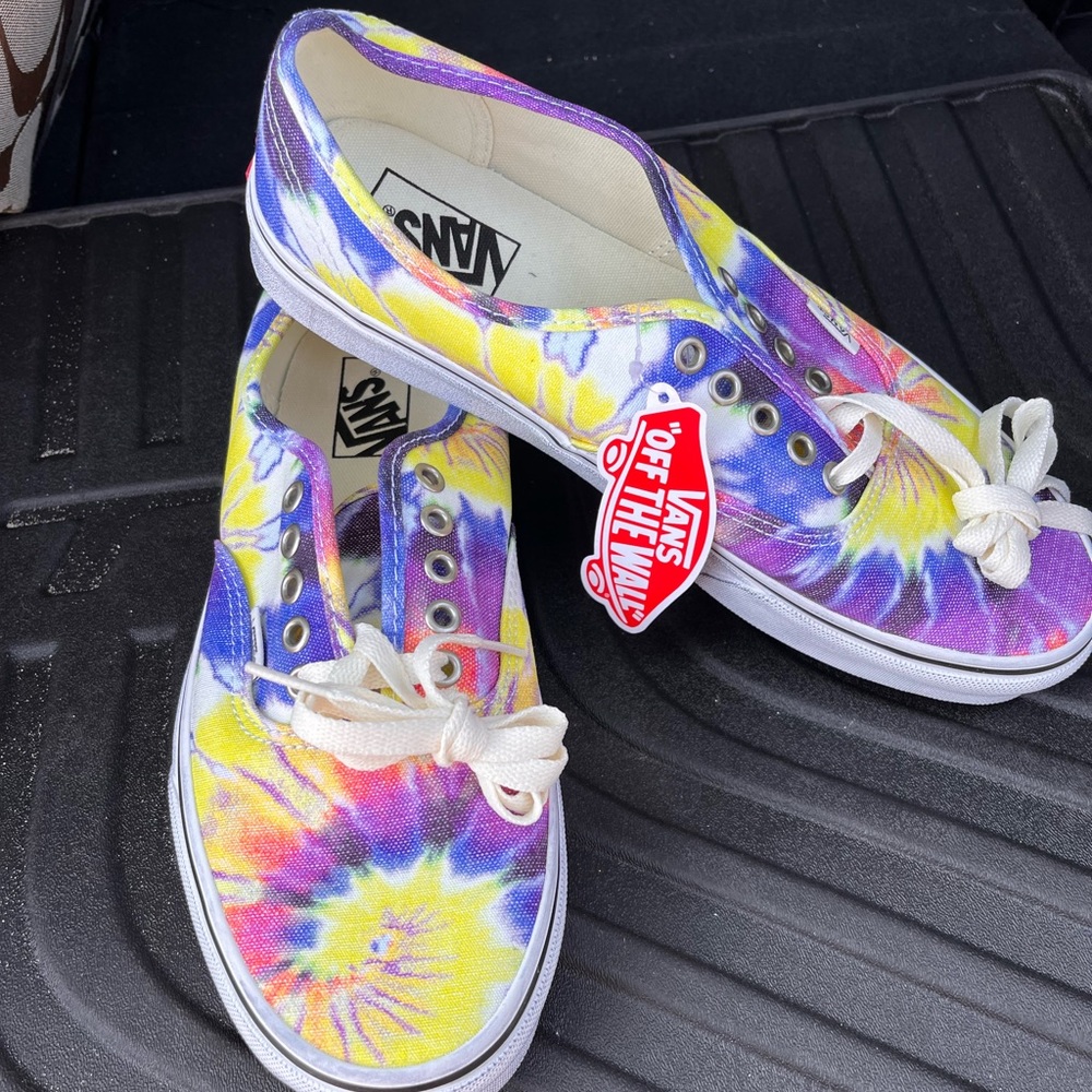 Vans Authentic "Washed Tie-Dye"
Shoes - Size 10 - 100% Authentic